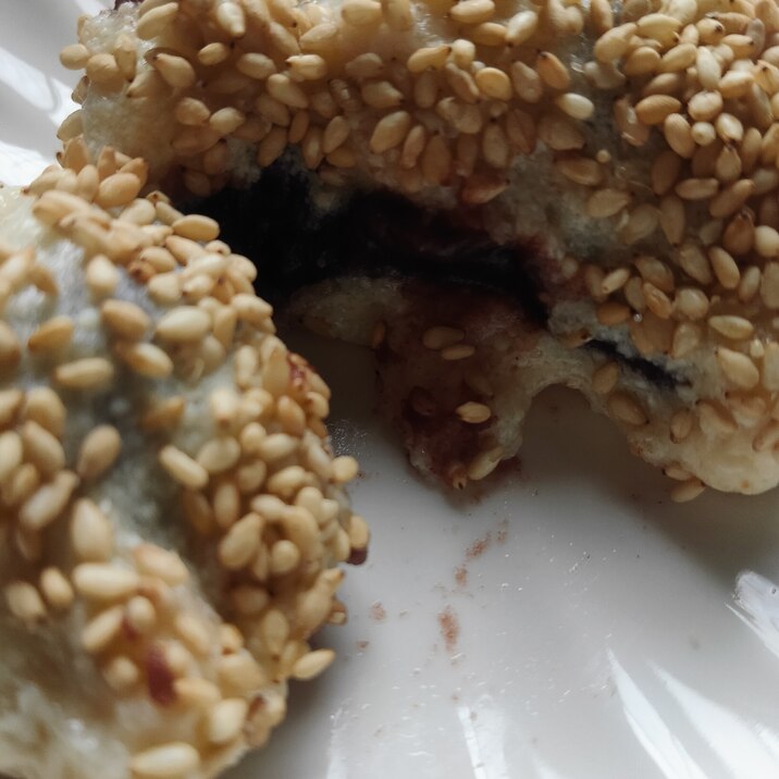 オオバコと豆腐のごま団子